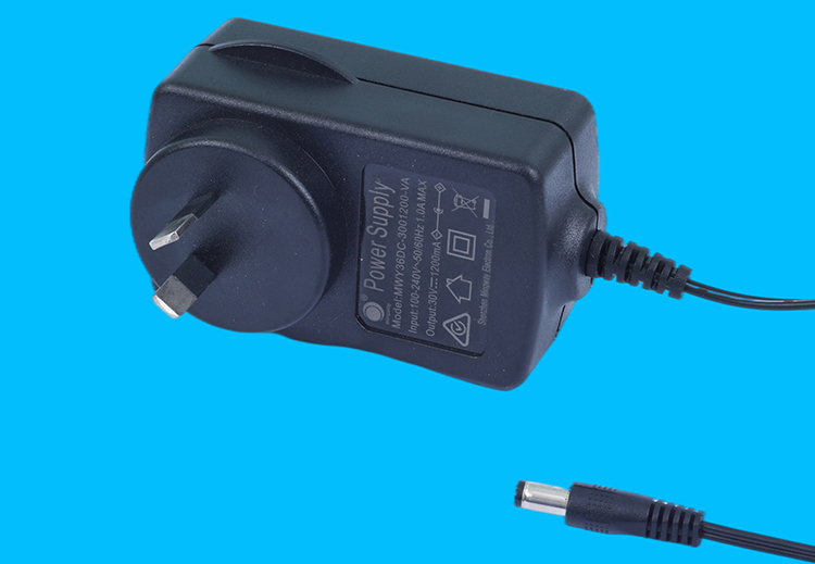 澳規36W 認證電源